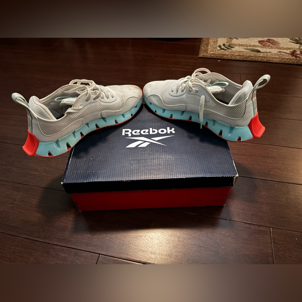 Reebok ZigTech White Sneakers in size 9.5